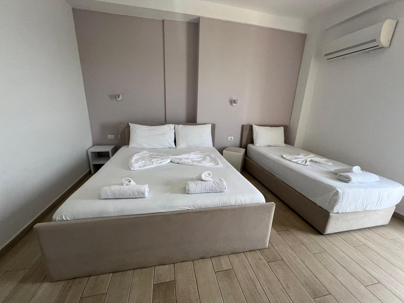 La Luna Hotel Ksamil Extérieur photo