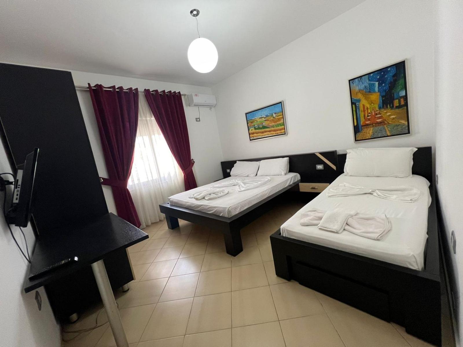 La Luna Hotel Ksamil Extérieur photo