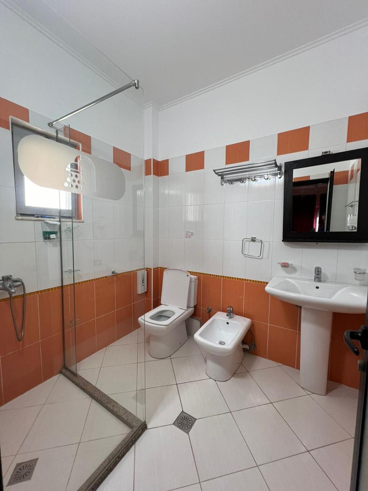 La Luna Hotel Ksamil Extérieur photo