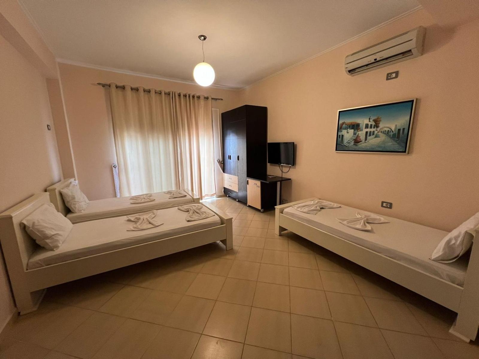 La Luna Hotel Ksamil Extérieur photo